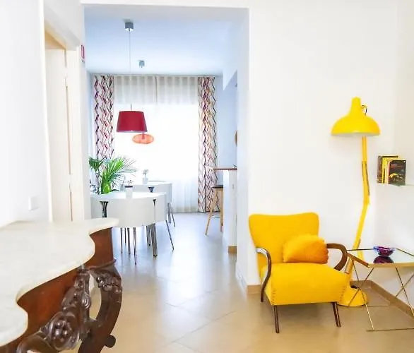 Volver Bed and Breakfast Γκαέτα